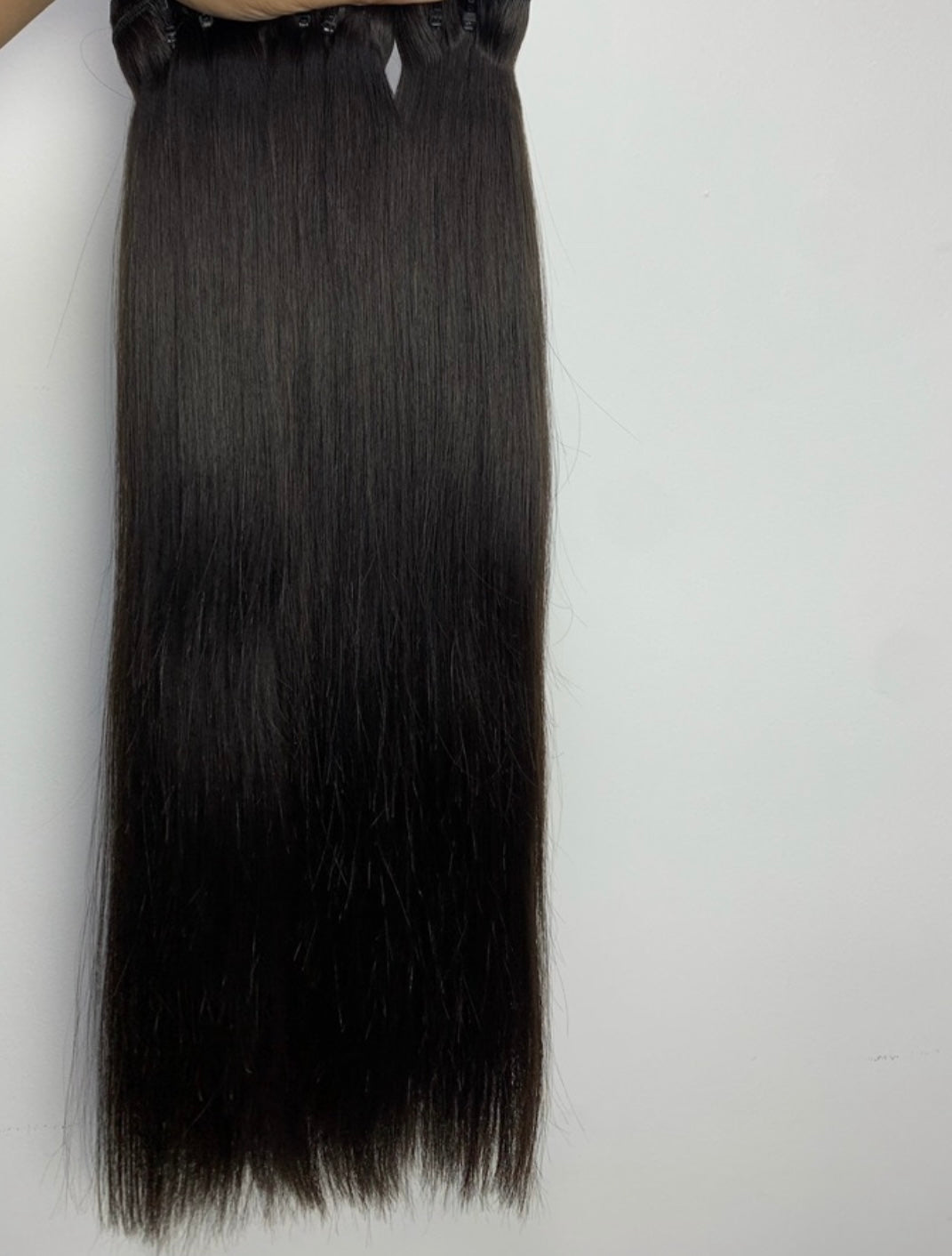 Raw Vietnamese Straight Hair Bundles